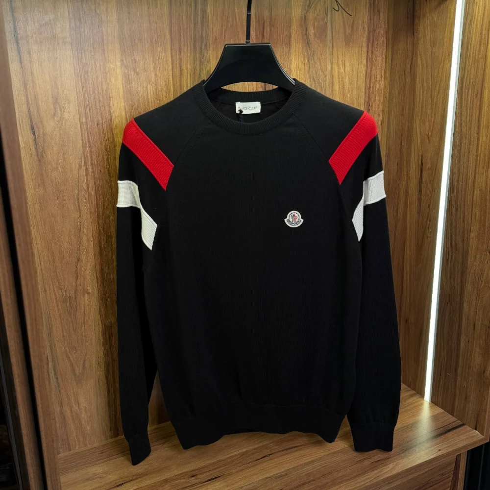 MONCLER WITH RED LINE