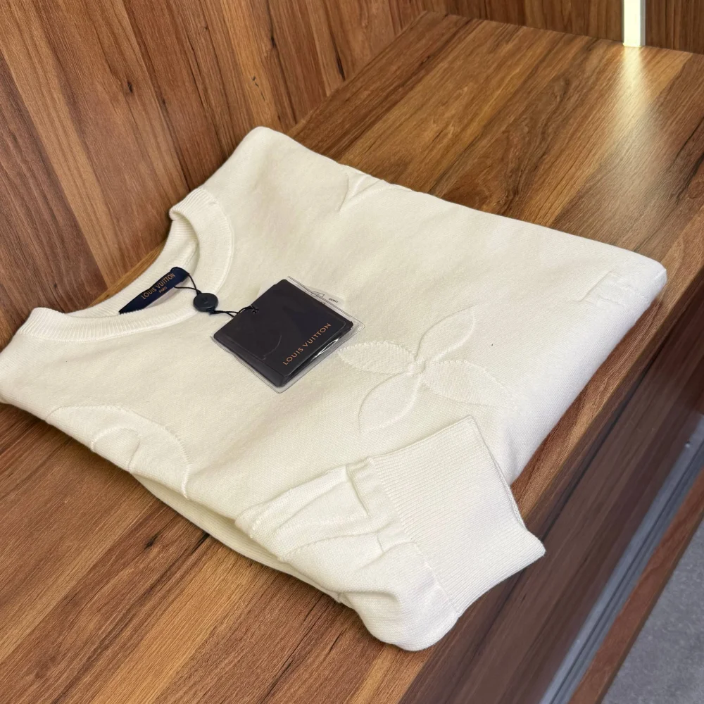 LOUIS VUITTON PULLOVER